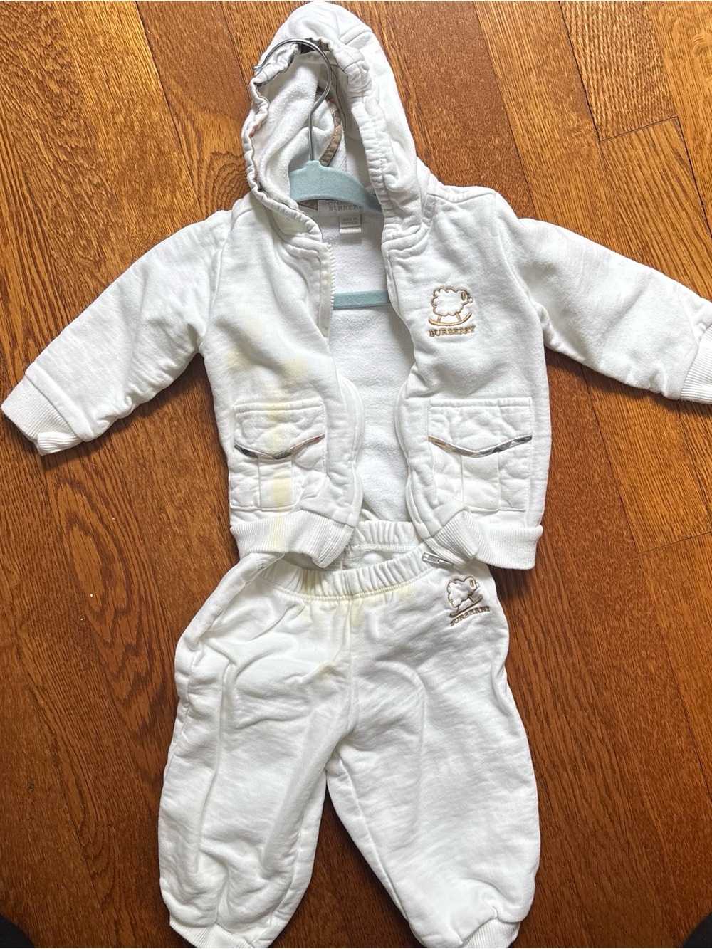 Burberry White Hooded Jacket and Sweatpants Set